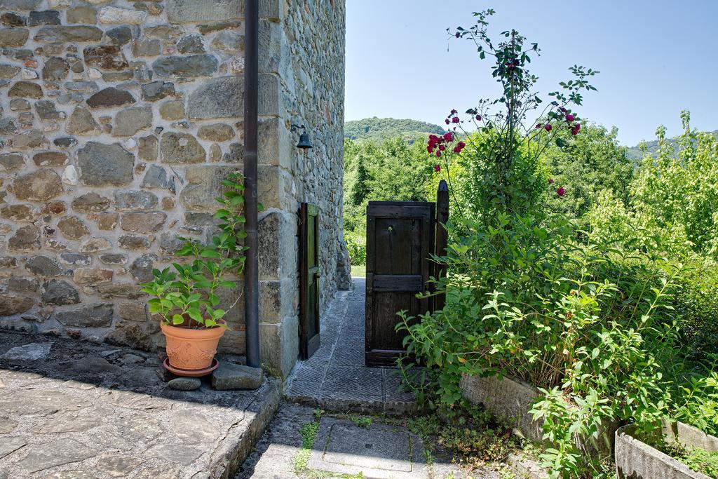 Cottage House Il Palazzetto كاستيلنيوفو دي غارفانيانا المظهر الخارجي الصورة