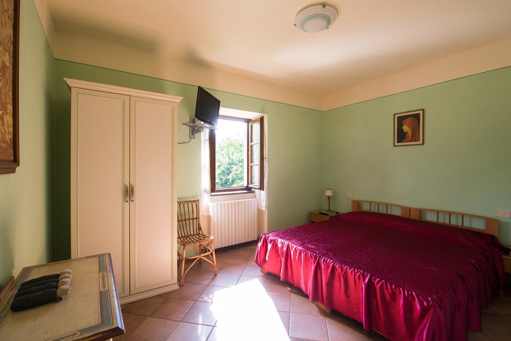 Cottage House Il Palazzetto كاستيلنيوفو دي غارفانيانا المظهر الخارجي الصورة