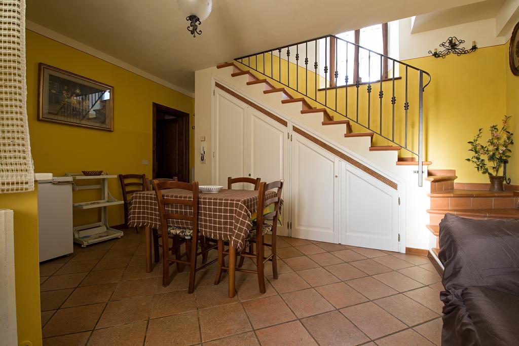 Cottage House Il Palazzetto كاستيلنيوفو دي غارفانيانا المظهر الخارجي الصورة